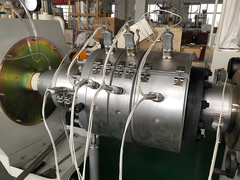 PVC110-315-400給水管擠出機生產線 PVC樹脂粉末管材制管機設備